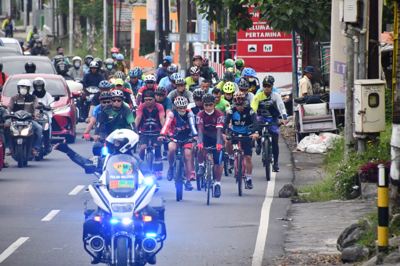 Gowes Sehat, Danrem Baladhika Jaya Keliling Kota Malang