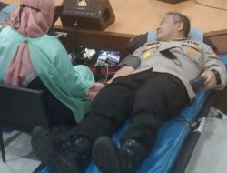 Kabid propam Polda Banten Ikuti Donor Darah Dalam Rangka Peringati HUT Humas Polri Ke- 71