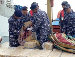 Lanal Lhokseumawe Gagalkan Penyelundupan 350 Dus Rokok Tanpa Cukai di Perairan Aceh Utara