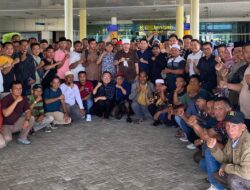 PJ Bupati Merangin Lepas Kades dan BPD Ikuti Bimtek Revolusi Mental Gelombang Kedua Angkatan ke-52 di Cibinong Jawa Barat