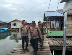 Polsek Bintan Timur Beri Bantuan Kepada Warga yang Terdampak Angin Puting Beliung