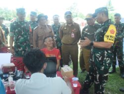 Tim Wasev Mabesad Kunjungi Stand Pembuatan e-KTP di Desa Bedeng Rejo