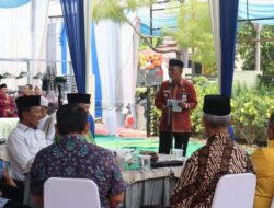 Pj Bupati Ucapkan Selamat kepada Rivaldi Pada Syukuran Atas Pelantikan Sebagai Anggota DPRD Merangin 2024-2029