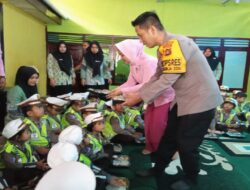 Kapolres Merangin Lounching Penyerahan Makanan Tambahan Bergizi pada murid TK Bhayangkari
