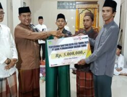 Camat Muara Tabir  Jufri HR Mendampingi Plt Sekda Kabupaten Tebo Dr. Sindi SH. MH Syafari Ramadhan Di Desa Sungai Jernih