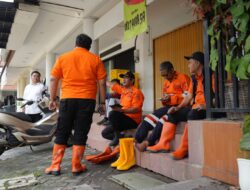 Banjir di Bekasi Belum Surut, Warga Butuh Bantuan Mendesak