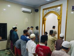 Anggota Polsek Rangkaabitung Polres Lebak Intens Giat Sholat Taraweh Keliling