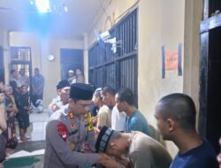 Kapolres Sarolangun Cek Tahanan Memastikan Kesehatan dan Kesejahteraan kondisi fisik dan psikologis para tahanan Saat Idul Fitri 1446H-2025M.
