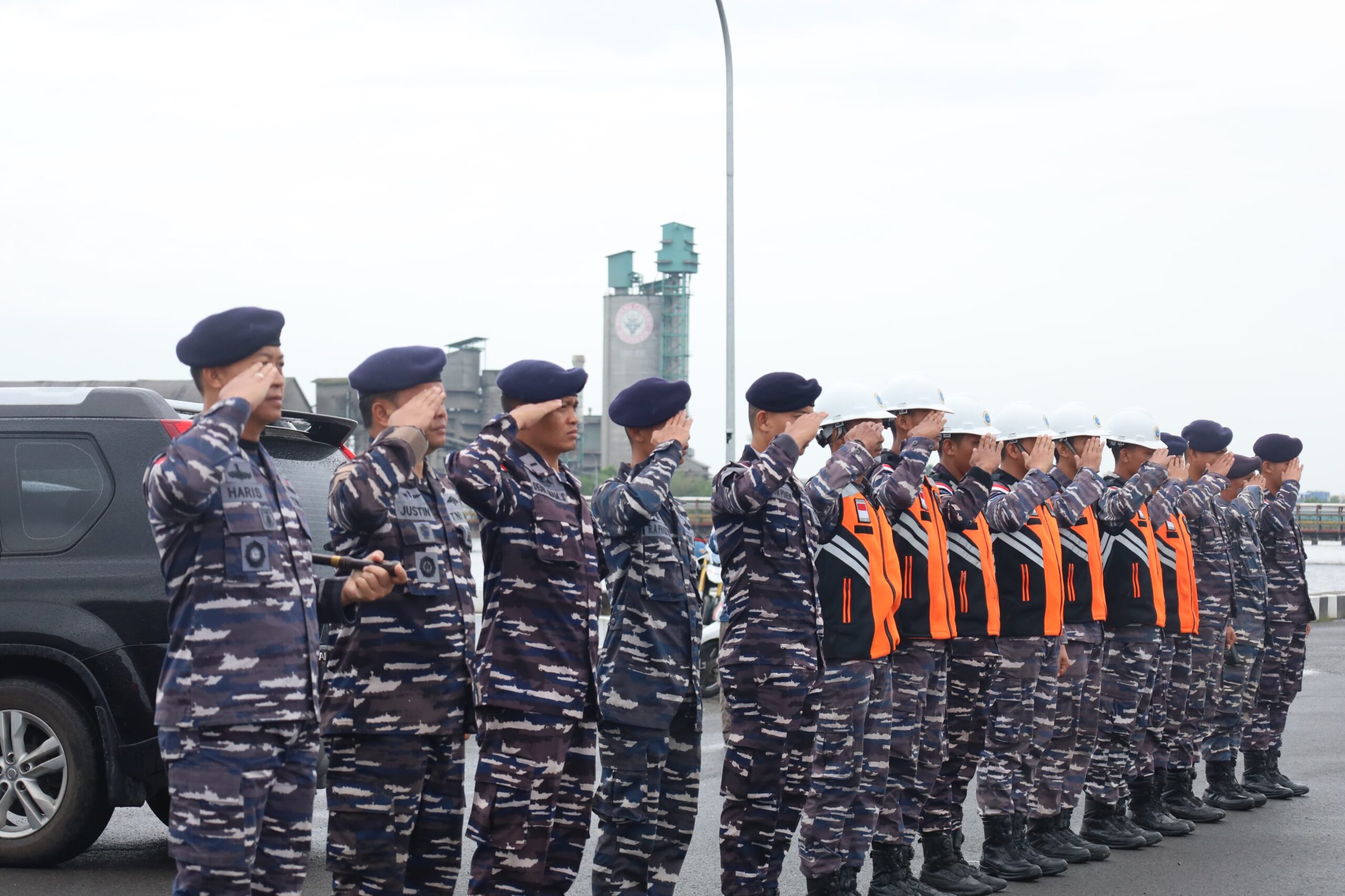 Komandan Lanal Dumai Pimpin Merplug Dua KRI Penjaga Perairan Selat Malaka
