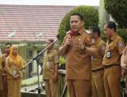 Hari Pertama Masuk Kerja, Bupati Apel di RSD Kol Abundjani  Sebanyak 11 Orang Dokter Tidak Mengikut Apel