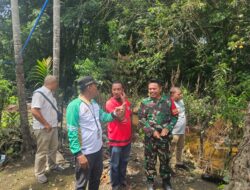 Dampingi Camat Sarolangun Lurah dan Babinsa Tinjau Draenase