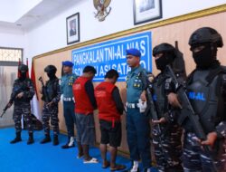 Tim Fleet One Quick Response (F1QR) Lanal Nias Berhasil Menangkap Dua Kapal Illegal Fishing Menggunakan Bahan Peledak