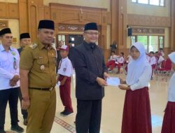 BAZNAS Kabupaten Tebo Salurkan bantuan Pendidikan Melalui Program  ”  Tebo Cerdas “