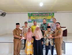 Babinsa Koramil 02/Limun Kodim 0429/Sarko serka Sutaryo Hadiri serta pendampingan dan pengawalan Penyaluran bantuan langsung tunai dana desa