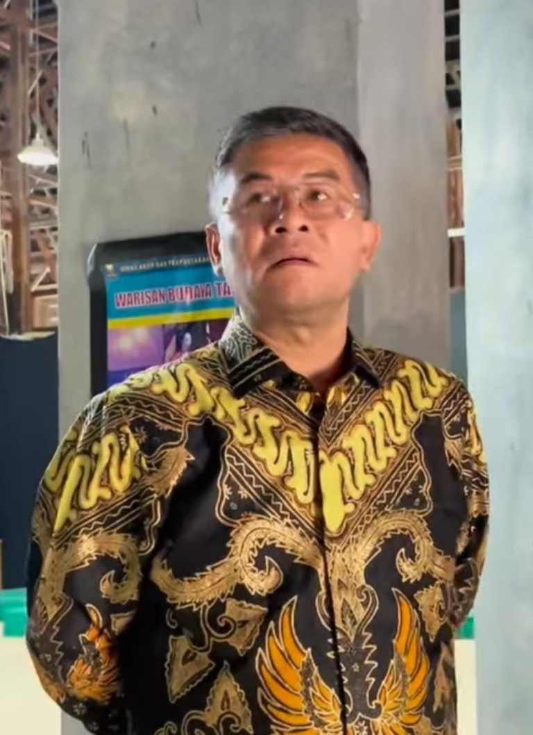 Erwan Setiawan Dorong Masyarakat Beli Produk Olahan Rotan Cirebon