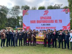 Dandim 0420/Sarko Hadiri Upacara HUT Bhayangkara ke-79 di Mapolres Merangin