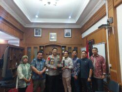 KPUD Silaturahmi ke Kapolres Sarolangun Usai Pelaksanaan Pilkada, Apresiasi Pengamanan yang Kondusif.