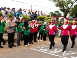 Lomba Gerak Jalan HUT RI ke-80, Polres Sarolangun Berikan Pelayanan dan Pengamanan Kegiatan Masyarakat.