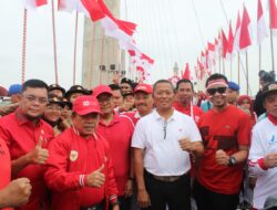 Danrem 042/Gapu Ikut Semarakkan Gebyar Mahardika HUT RI di Jambi: 1000 Bendera Merah Putih Berkibar Pecahkan Rekor MURI