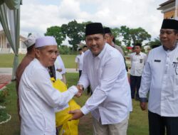 Menyala!!! Ribuan Pegawai Simak Ceramah Ustadz Bombom  Pada Peringatan Maulid Nabi Muhammad SAW Depan Kantor Bupati Merangin