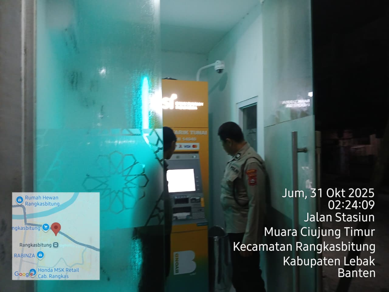 Anggota Polsek Rangkasbitung Polres Lebak Patroli Dan Cek Mesin ATM Milik Bank BSI