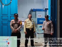 ‎Antisipasi Gangguan Kamtibmas,Kanit Samapta Polsek Gunungkencana Pimpin Patrol Dialogis. 