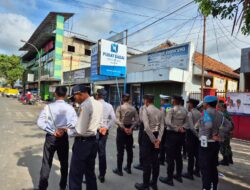 POSPAM GEREJA PANTHEKOSTA LAKSANAKAN APEL PAGI PENGAMANAN OPS LILIN MAUNG 2025