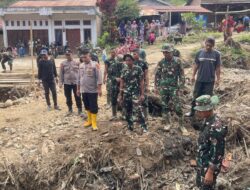 TNI–Polri di Aceh Tengah Gotong Royong Bersihkan Material dan Bangun Jembatan Akses Warga