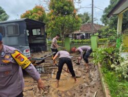 Ditsamapta Polda Banten Laksanakan Kegiatan Kurve Pembersihan Sekolah di Wilayah Rawan Bencana