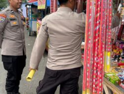 SAT BINMAS POLRES LEBAK LAKSANAKAN KEGIATAN WAWAR / HIMBAUAN KEPADA PEDAGANG KEMBANG API & PETASAN