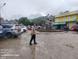 Pantau Situasi Dan Berikan Keamanan, Personil Polsek Leuwidamar Polres Lebak Giat Patroli Wisata Baduy