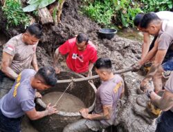 Polsek Ketol Bersama Brimob Polda Aceh Gotong Royong Bangun Sumur Air Bersih di Kampung Reje Wali Aceh Tengah