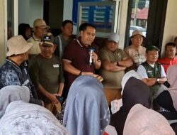 Bupati M. Syukur Sumbangkan Enam Bulan Gaji untuk “Perangi Sampah”