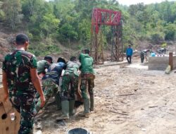 Progres Tembus 47 Persen, Satgas TNI Kebut Pembangunan Jembatan Gantung Kalaili di Linge