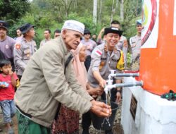 Kapolres Aceh Tengah Resmikan Sumur Bor ke-5 Bantuan Kapolda Aceh dan Mahasiswa STIK Angkatan 83 di Kuyun Uken