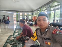 Kapolsek Cimarga Polres Lebak dan Anggota Melaksanakan Shalat Jumat (Jumling) Di Mesjid Nurul Iman Cimarga
