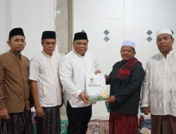 Safari Ramadan di Desa Pelangki, Sekda Zulhifni Sampaikan Mekanisme Bantuan Sarana Ibadah