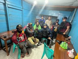 Jaga Stabilitas Di Dogiyai Polisi Beserta, Tokoh Masyarakat Perkuat Komunikasi