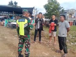 Babinsa Koramil 07/Atu Lintang Jalin Komunikasi Sosial Komsos Bersama Warga Desa Binaan