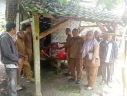 Respon Cepat Tanggap Dinasosial kabupaten Lebak Bergerak Lebih Cepat Tangani Kondisi yang Memprihatinkan keluarga ibu Saminah Di Kec Cikulur Lebak Banten.