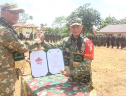 Bupati Sarolangun dan Dansatgas TMMD Ke-128 Kodim 0420/Sarko Tanda Tangani Nota Kesepakatan