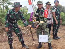 Dansatgas TMMD ke 128 Kodim 0420/Sarko Letkol Inf Yakhya Wisnu Arianto, S.Sos., M.Han Pimpin Aksi Nyata Penanaman Pohon di Desa Seko Besar