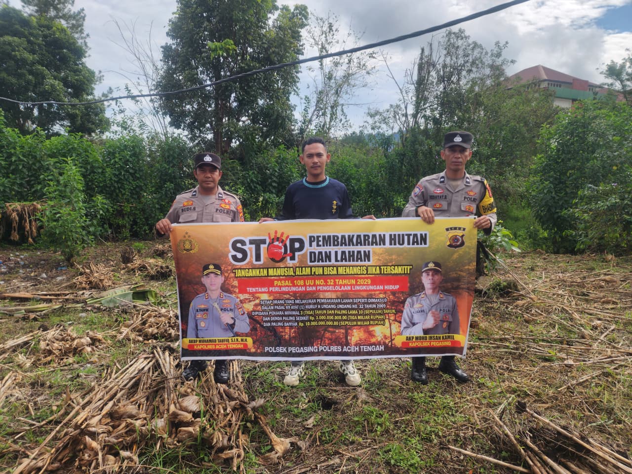 Patroli dan Sosialisasi Rutin Jajaran Polres Aceh Tengah Cegah Karhutla Terus Edukasi Warga