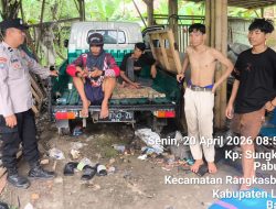 Bhabinkamtibmas Polsek Rangkasbitung Polres Lebak Giat Sambang Ke Warga Desa Pabuaran Sampaikan Pesan Kamtibmas