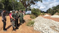 Dansatgas TMMD ke-128 Kodim 0420/Sarko Turun Langsung Pastikan Pekerjaan Sesuai Target