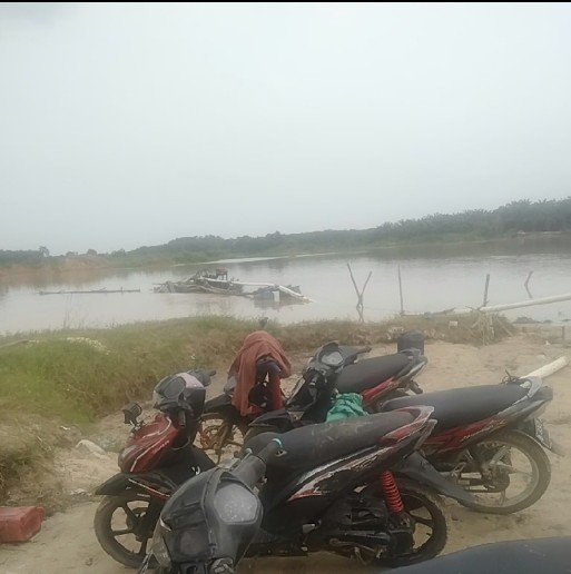 Ada Oknum TNI AL Inisial “JOHAN” Merasa “KEBAL HUKUM” Yang Membackup Atau Membeking Tambang Pasir Ilegal