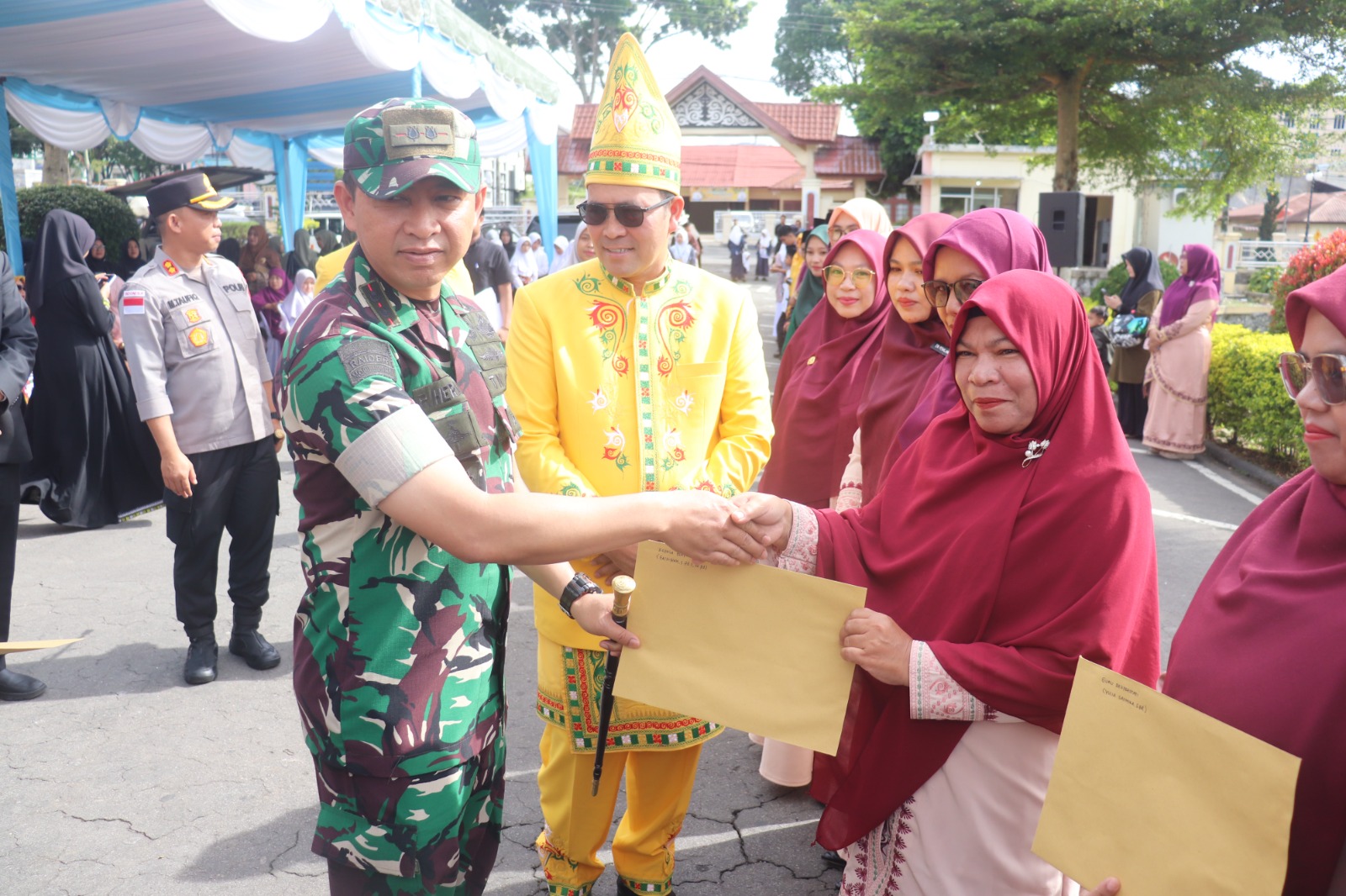Dandim 0106/Aceh Tengah Hadiri Hardiknas 2026, Tekankan Peran Pendidikan Bangun Generasi Tangguh.