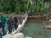 Dandim 0420/Sarko Bersama Bupati Sarolangun, Cek Jembatan yang Terputus di Batang Asai