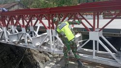 Pengecekan  Rutin Jembatan Bailey Setiap Hari Agar Fasilitas Umum Aman Dilalui Masyarakat