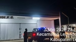 Anggota Polsek Leuwidamar Polres Lebak, Patroli Malam Hari Guna Mencegah Gangguan Kamtibmas.
